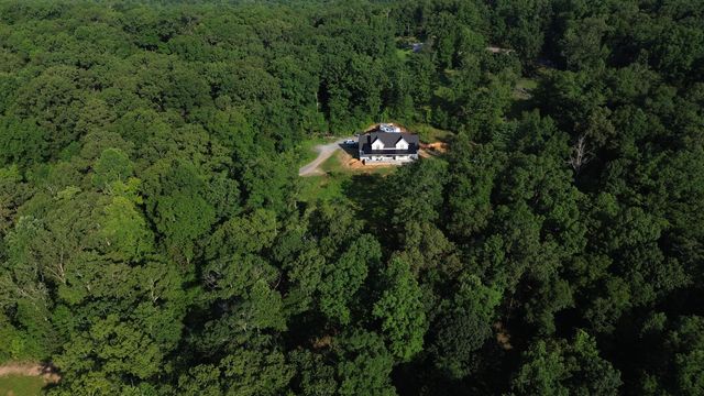 695 Van Davis Road NW, Georgetown, TN 37336
