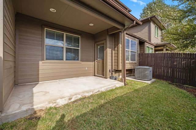 2880 Donnell DR 702, Round Rock, TX 78664