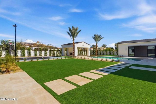 6821 E VALLEY VISTA Lane, Paradise Valley, AZ 85253