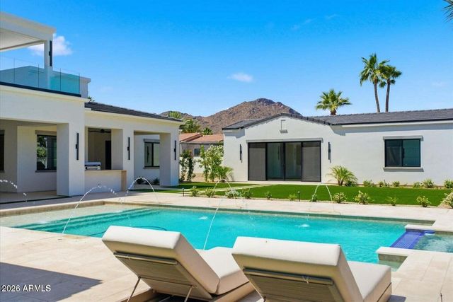 6821 E VALLEY VISTA Lane, Paradise Valley, AZ 85253
