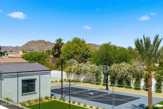 6821 E VALLEY VISTA Lane, Paradise Valley, AZ 85253