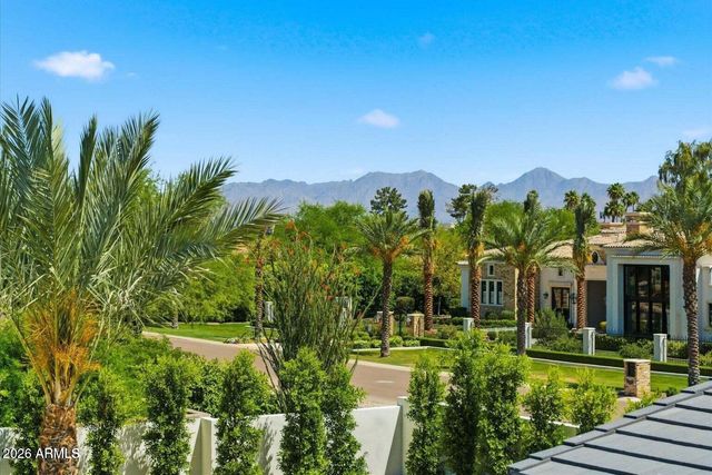 6821 E VALLEY VISTA Lane, Paradise Valley, AZ 85253