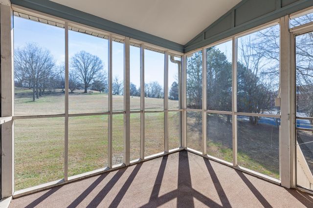 2612 Hickory Valley Road Unit B, Chattanooga, TN 37421