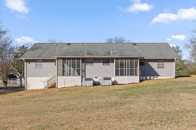 2612 Hickory Valley Road Unit B, Chattanooga, TN 37421