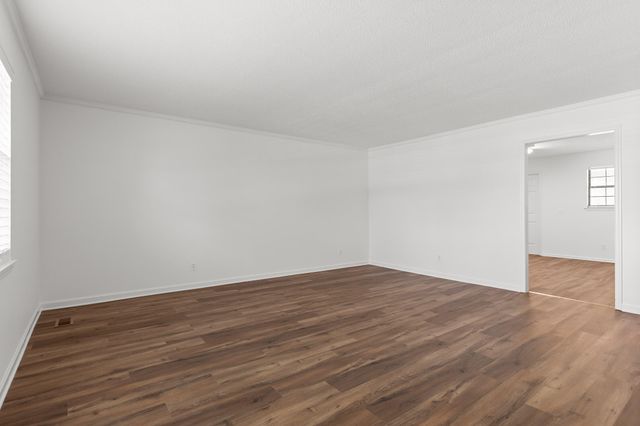 2612 Hickory Valley Road Unit B, Chattanooga, TN 37421