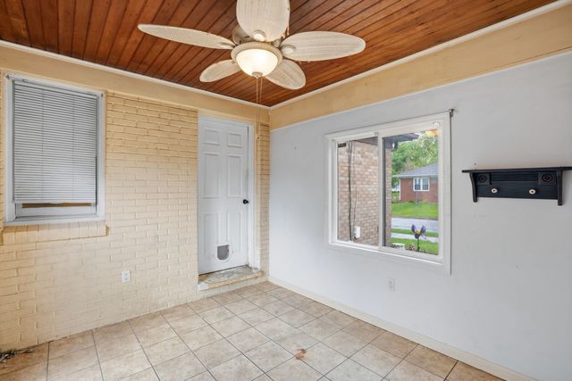 2730 4th Street, Moline, IL 61265