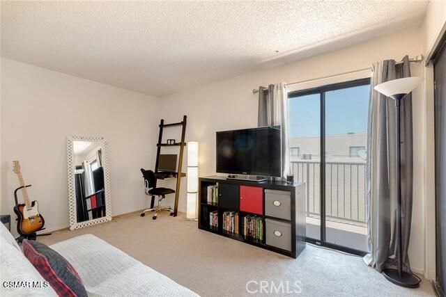 21040 Parthenia Street 29, Canoga Park, CA 91304