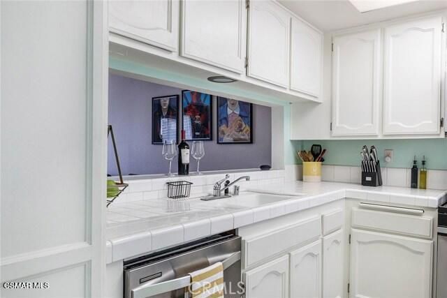 21040 Parthenia Street 29, Canoga Park, CA 91304