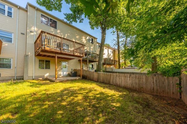 668 Jackson Ave, Roselle Boro, NJ 07203