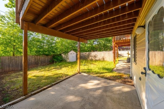 668 Jackson Ave, Roselle Boro, NJ 07203