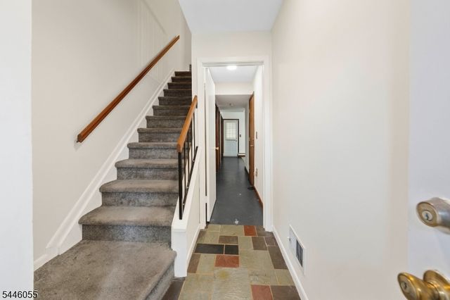 668 Jackson Ave, Roselle Boro, NJ 07203