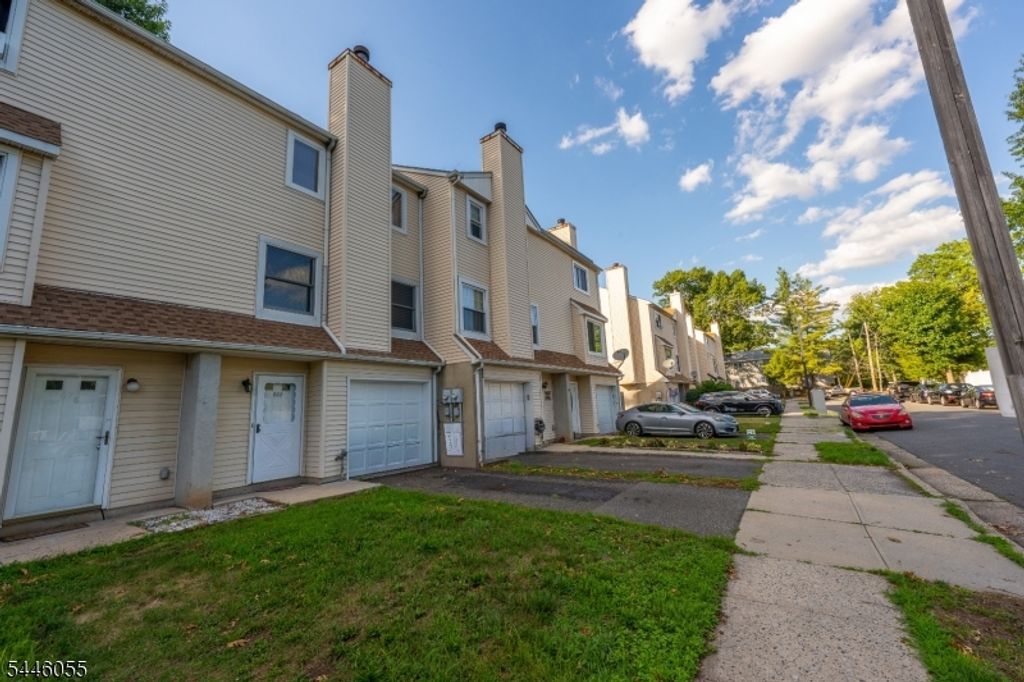 668 Jackson Ave, Roselle Boro, NJ 07203 — photo 2