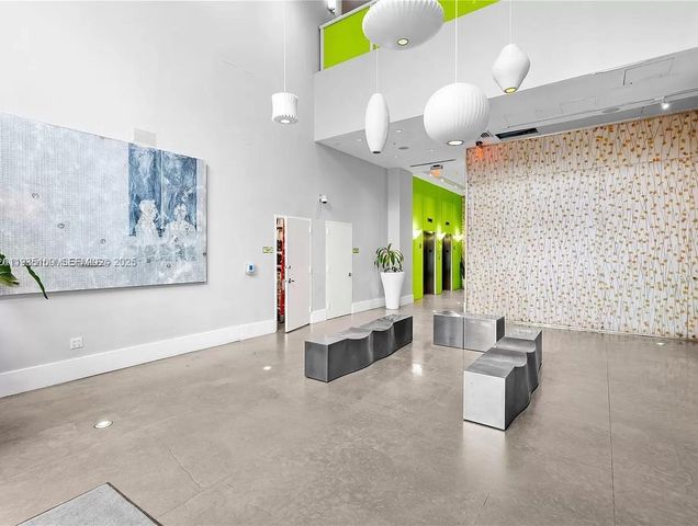 133 NE 2nd Ave 811, Miami, FL 33132