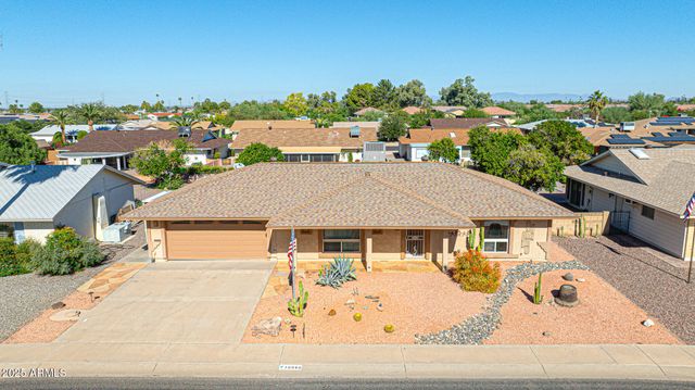 10940 W WHITE MOUNTAIN Road, Sun City, AZ 85351