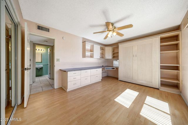 10940 W WHITE MOUNTAIN Road, Sun City, AZ 85351