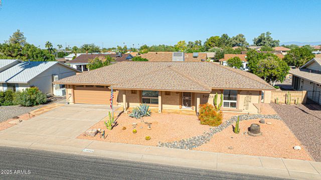 10940 W WHITE MOUNTAIN Road, Sun City, AZ 85351