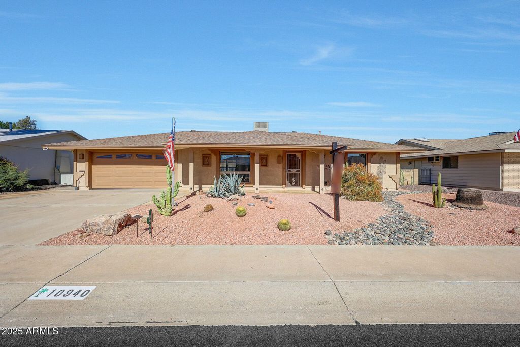 10940 W WHITE MOUNTAIN Road, Sun City, AZ 85351