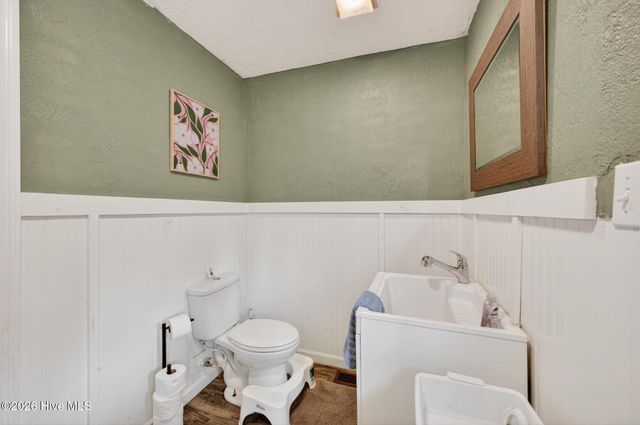 411 Forest Circle, New Ellenton, SC 29809