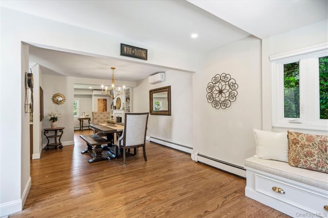 434 W Main Street, Huntington, NY 11743