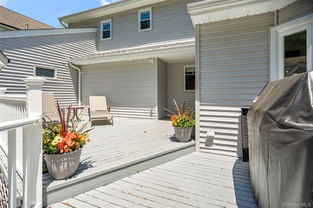 434 W Main Street, Huntington, NY 11743