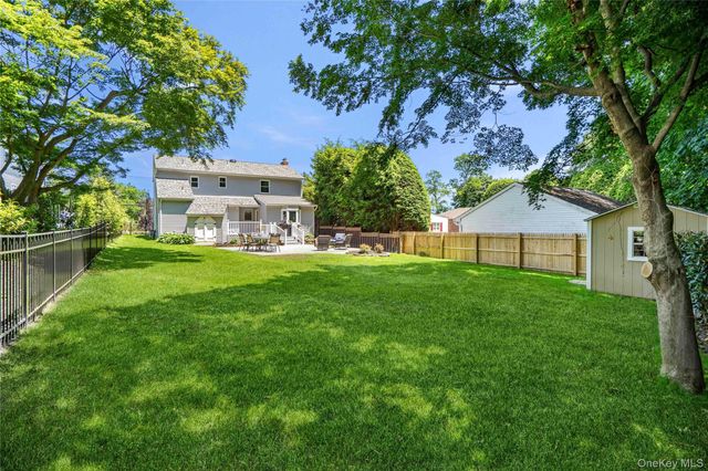 434 W Main Street, Huntington, NY 11743