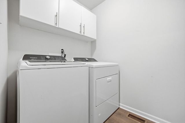 1574 Warrenton Drive, Byron, IL 61010