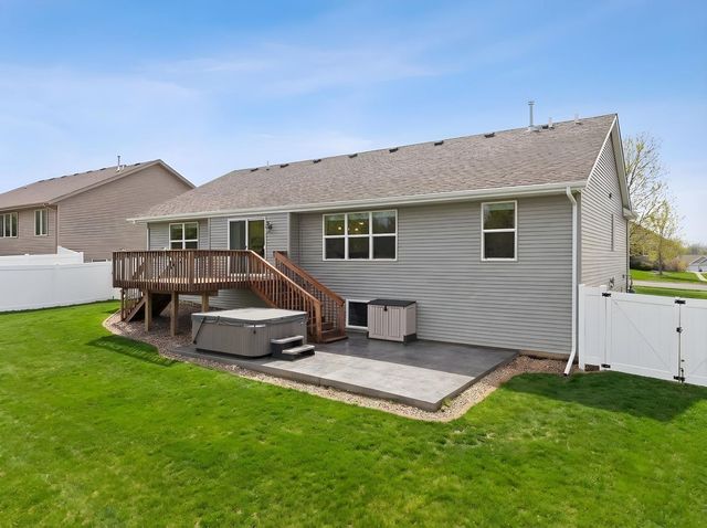 1574 Warrenton Drive, Byron, IL 61010