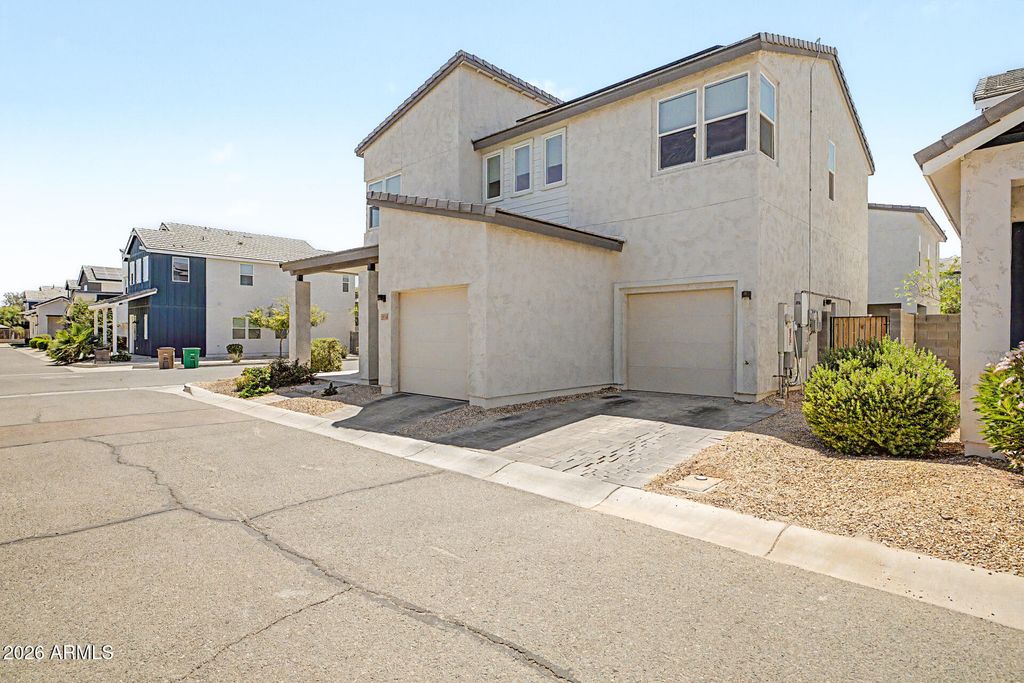 15734 W POLK Street, Goodyear, AZ 85338 — photo 2