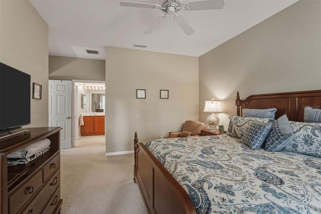 2520 COTTONWOOD LN, North Port, FL 34287