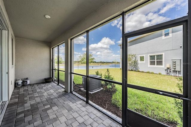 19219 BLUE POND DRIVE, Lutz, FL 33558