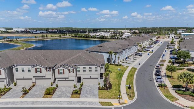 19219 BLUE POND DRIVE, Lutz, FL 33558