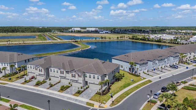 19219 BLUE POND DRIVE, Lutz, FL 33558