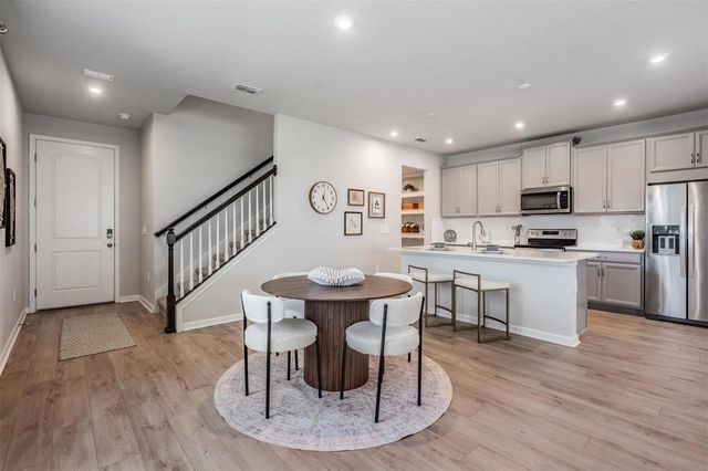 19219 BLUE POND DRIVE, Lutz, FL 33558