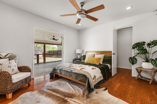 6812 Miranda DR, Austin, TX 78752