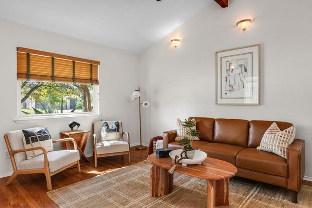 6812 Miranda DR, Austin, TX 78752