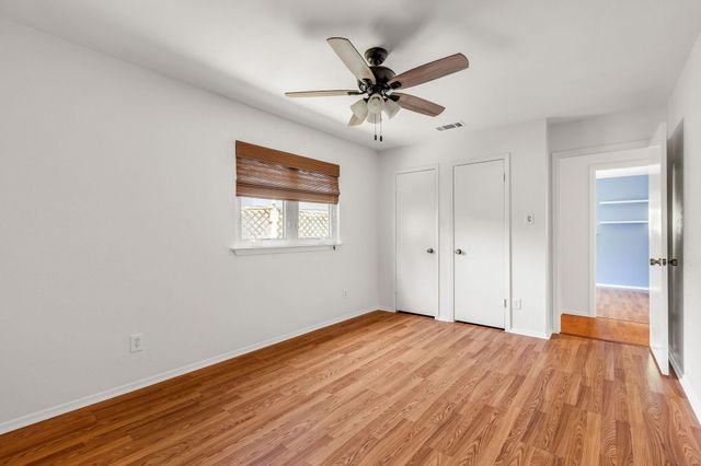 6812 Miranda DR, Austin, TX 78752