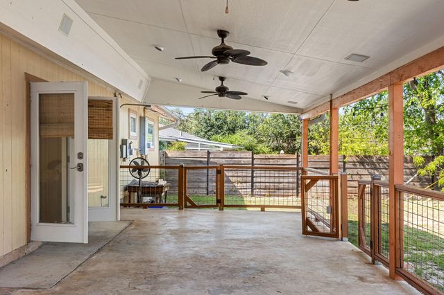 6812 Miranda DR, Austin, TX 78752