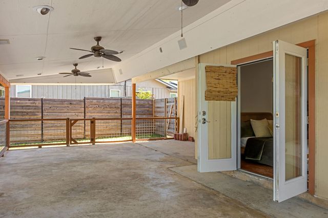 6812 Miranda DR, Austin, TX 78752