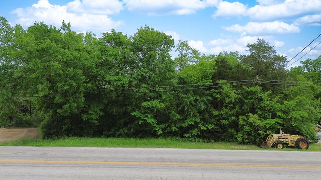 591 State Hwy Y, Forsyth, MO 65653