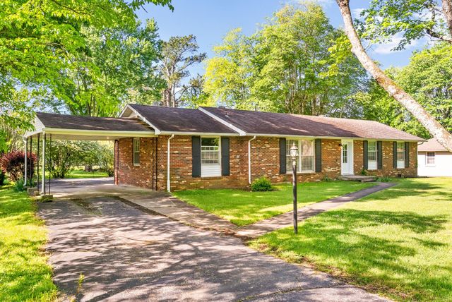 2120 Fleming Rd, Clarksville, TN 37043