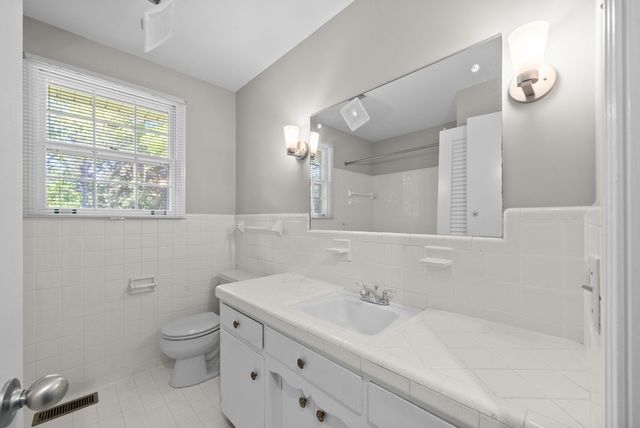 2120 Fleming Rd, Clarksville, TN 37043