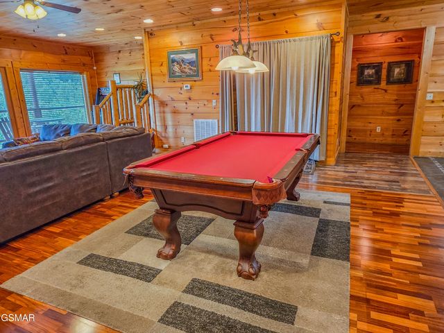 1959 Blackthorn Trail, Sevierville, TN 37876