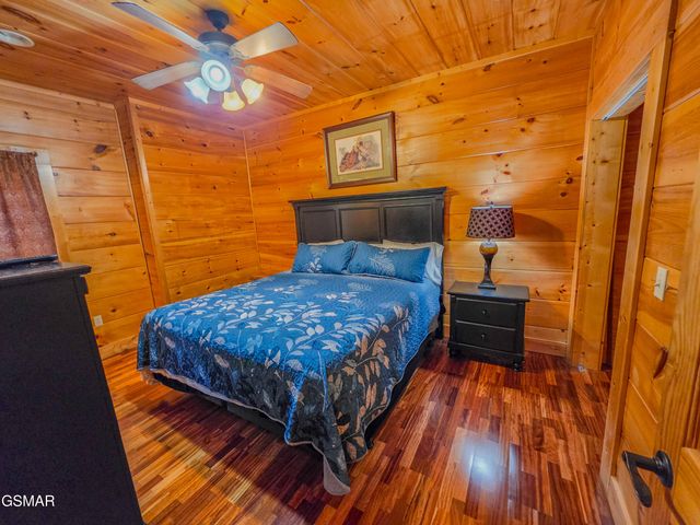 1959 Blackthorn Trail, Sevierville, TN 37876