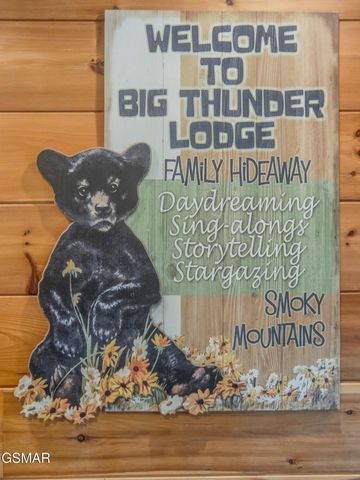 1959 Blackthorn Trail, Sevierville, TN 37876