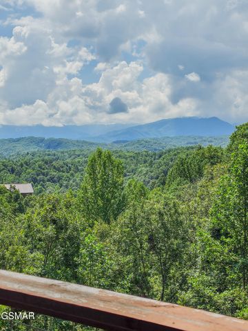 1959 Blackthorn Trail, Sevierville, TN 37876