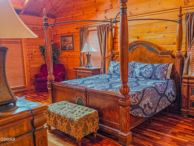1959 Blackthorn Trail, Sevierville, TN 37876