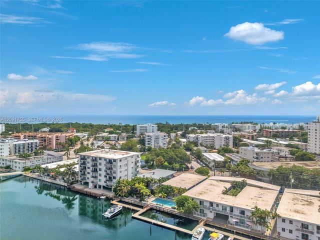 8010 Tatum Waterway Drive 5, Miami Beach, FL 33141