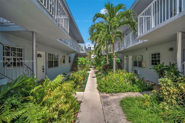 8010 Tatum Waterway Drive 5, Miami Beach, FL 33141
