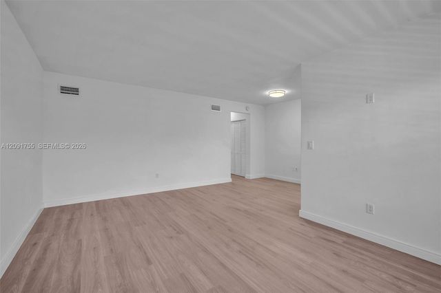 8010 Tatum Waterway Drive 5, Miami Beach, FL 33141