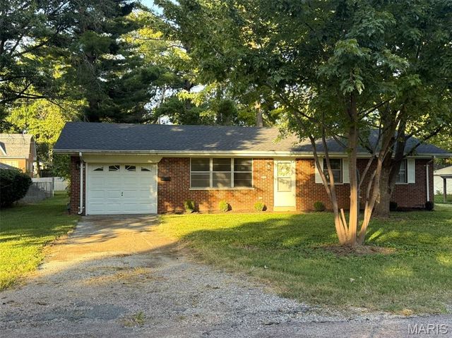 617 Portland Avenue, Belleville, IL 62220